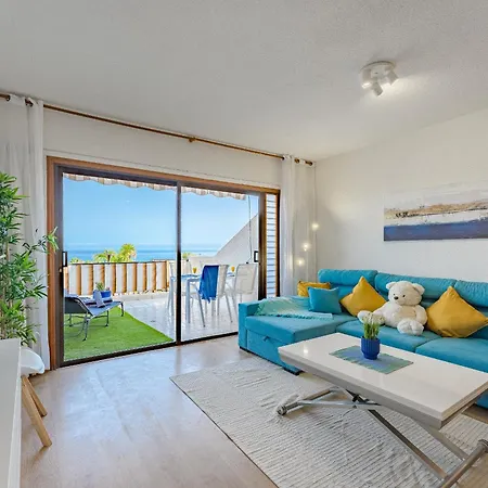 Sea View Deja Blue - Gigantes Apartman